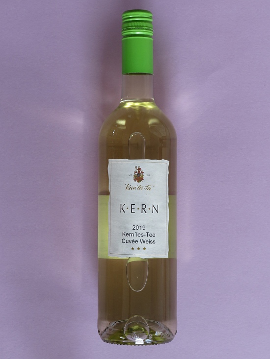 2019 Cuvée "Kern'les-Tee" Weiss feinherb vom Weingut Kern