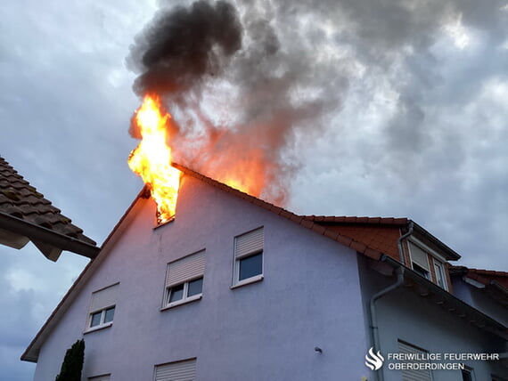 Zimmer-/Dachstulbrand