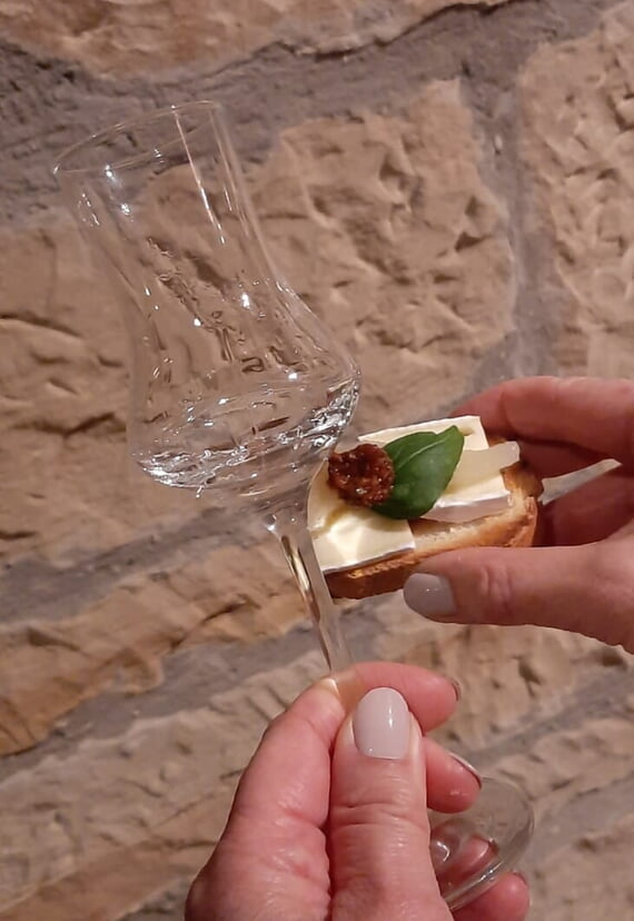 Genuss und Geschichte in Oberderdingen, Oktober, 2025, Führung, Brennerei, Feinkostladen