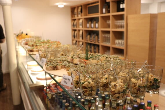 Cafe, Aschinger, Wiedereröffnung, 2025, November, 