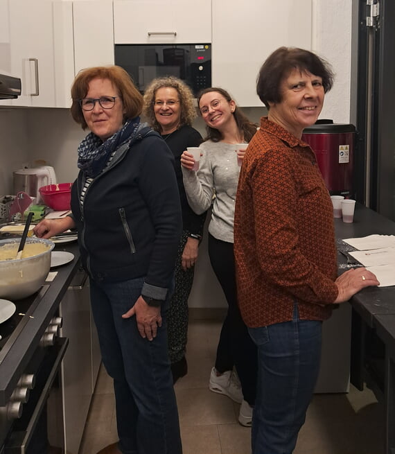 Advent, Mediathek, Medi@Thek, B&uuml;cherei, Dezember, 2025, 