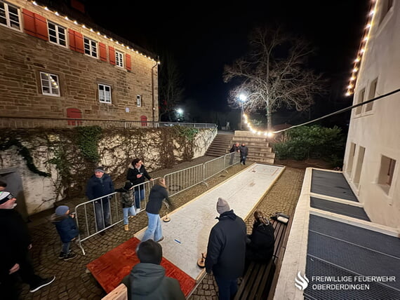 Eisstockschie&szlig;en